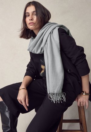 Next, PREMIUM MADE IN ITALY TWILL MIDWEIGHT SHAWL SCARF . - Huivi - grey