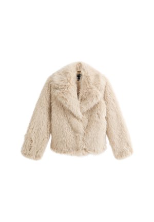 Giacca in pelliccia sintetica beige con un ampio colletto e maniche lunghe, esposta su uno sfondo bianco.