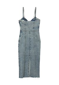Denimkleid mit dünnen Trägern, tailliertem Oberteil und knielanger Rocklänge. Hellblaue Farbe mit ausgefranstem Saum und vertikalen Nähten.