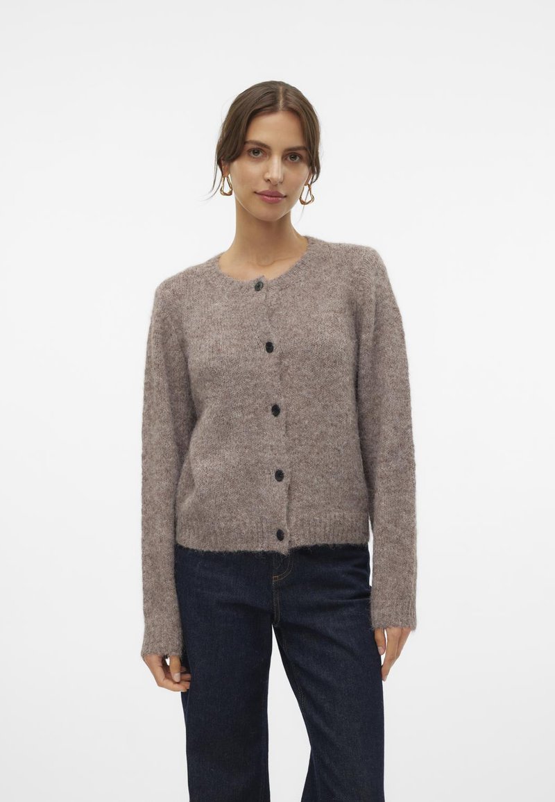 Vero Moda VMNOVAH LS O-NECK BUTTON NOOS - Strickjacke - brown