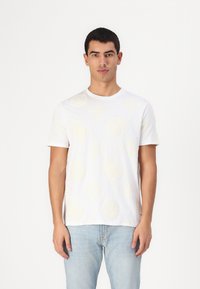 Guess - PEONY - Print T-shirt - pure white Thumbnail Image 1