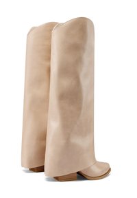 Botas de piel beige hasta la rodilla con puntera redondeada, textura suave y tacón de madera angular, que presentan un diseño minimalista y líneas limpias.