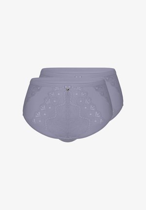 Zwei lavendelfarbene Spitzen-Slips mit hoher Taille, floralem Muster und kleinen dekorativen Schleifen am Bund.