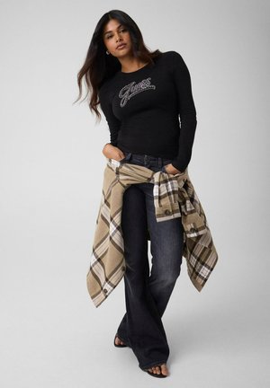 Guess, LS CN 3D EMBROIDERY SCRIPT LOG - T-shirt à manches longues - jblk jet black a