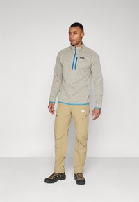 Patagonia BETTER SWEATER 1/4 ZIP - Maglione - oar tan/vessel blue
