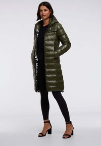 adidas i 5923 vert foncé