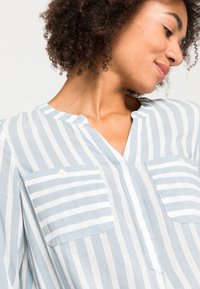 TOM TAILOR Blusa - faded blue offwhite stripe