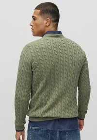 BONDELID DAVE CABLE CREW NECK - Stickad tröja - mid green mel