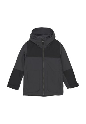 Giacca esterna grigio scuro con cappuccio, chiusura con zip, tasche laterali e pannelli a contrasto in diverse tonalità di grigio.