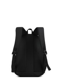 Zaino nero con schienale in rete imbottita, spallacci regolabili e design snello. Realizzato in materiale resistente e impermeabile.