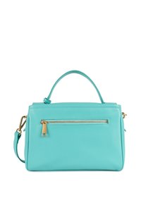 Sac à main en cuir turquoise avec une anse supérieure, une bandoulière réglable et une poche zippée à l'avant avec des accents en métal doré. Texture lisse.