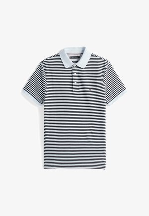 Polohemd mit horizontalen schwarz-weißen Streifen, einem hellblauen Kragen, einer Drei-Knopf-Leiste und einem kleinen Markenlogo auf der Brust.