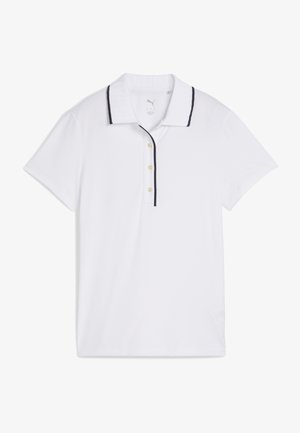 Biała koszulka polo z krótkim rękawem, z prążkowanym kołnierzem, czarną lamówką wzdłuż kołnierza i listwy na guziki oraz trzema beżowymi guzikami.