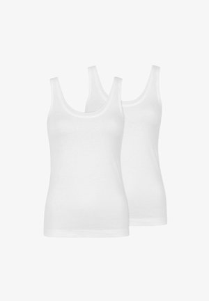 Débardeurs en coton blanc avec des bretelles larges et un col rond, présentant une texture lisse et une silhouette ajustée. Ensemble de deux pièces.