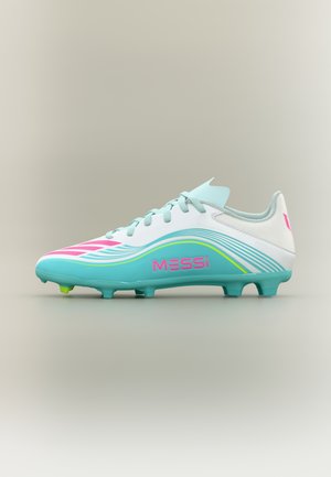 Helehall sinine jalgpallikets sisaldab valget pealset, roosaid aktsente ja rohelisi naelu. Tuntud disain hõlmab lainelisi mustreid ja "MESSi" brändingut.