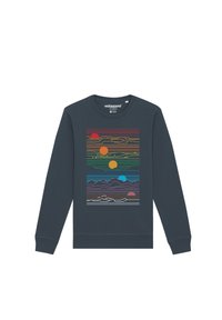 Marine sweatshirt met een meerkleurige grafische print van abstracte landschappen en gestreepte patronen met verschillende kleuren in het midden.