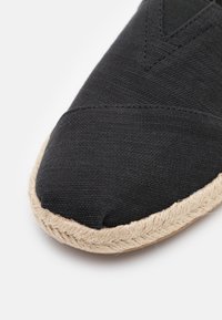 TOMS ALPARGATA - Alpercatas - black