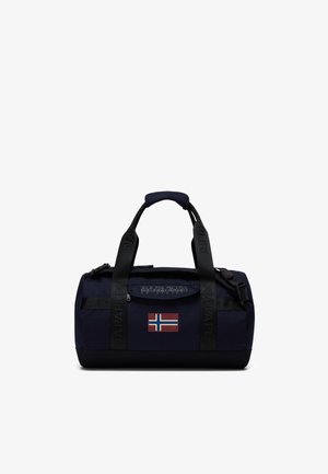 Marineblaue Seesacktasche aus strapazierfähigem Stoff, mit einem Tragegriff oben, verstellbaren Riemen und einem norwegischen Flaggenaufnäher auf der Vorderseite.