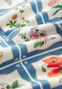 Next SHORT SLEEVE FLORAL - REGULAR FIT - Pluus - blue