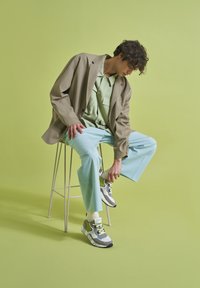 Voile Blanche Sneaker low - weiß grau