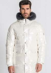 Gianni Kavanagh Abrigo de invierno - white