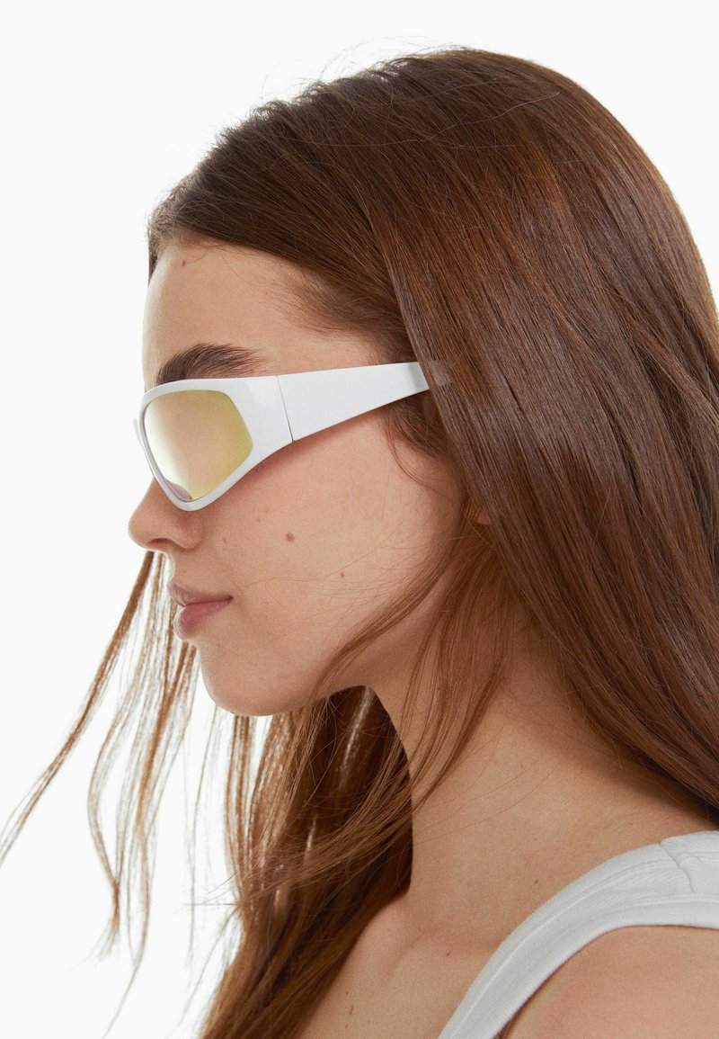 Bershka CYCLING Sunglasses white Zalando.de