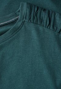 Cecil MIT RAFFUNG - T-shirts print - grün