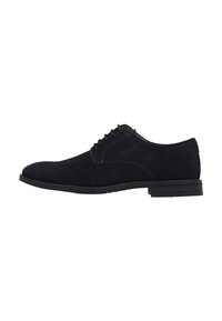 Chaussures en suede noir à lacets avec une finition lisse, un bout arrondi et une semelle en caoutchouc plate. Caractérisées par des coutures minimales et un design classique.