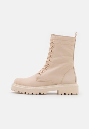 Marco Tozzi Plateaustiefelette - cream