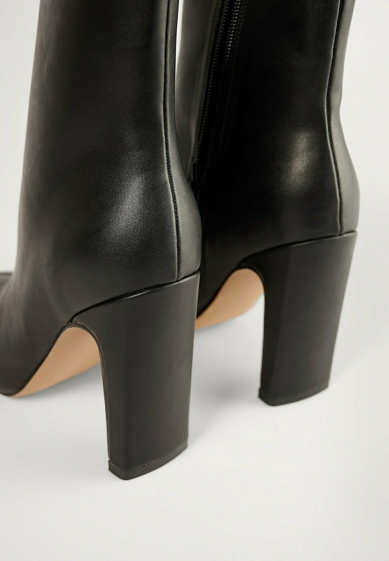 Damen Ankle Boots | NA-KD Ankle Boot black/schwarz - RV83616 Damen Ankle Boots | NA-KD Ankle Boot black/schwarz - RV83616