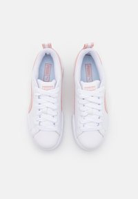 Puma MAYZE WEDGE - Tenisky - white/rose quartz