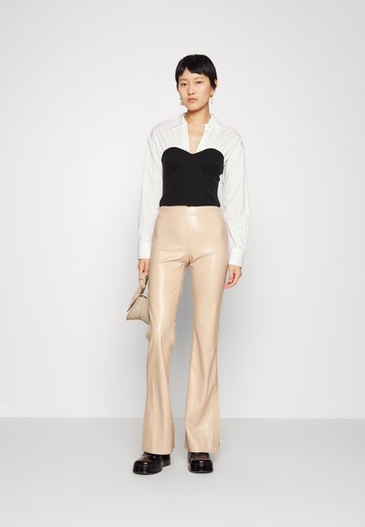 Alice + Olivia TEENY PANT - Παντελόνι - almond