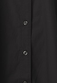 GAP THE BIG SHIRT - Užsagstoma palaidinė - black