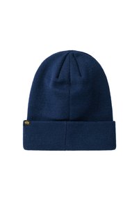 Tamno plavi pleteni beanie s preklopom, sa strukturiranim uzorkom i malom žutom oznakom sa strane.