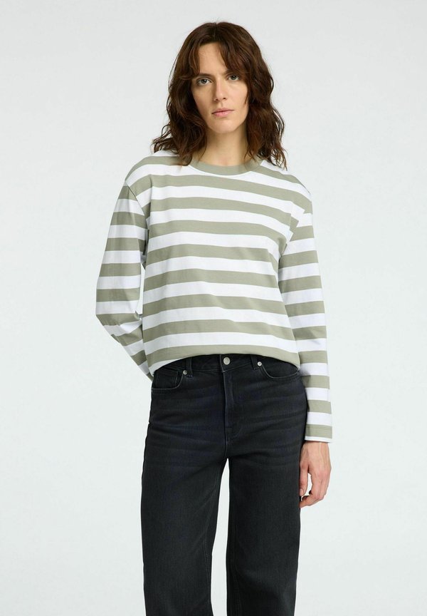 SLFESSENTIAL BOXY TEE  - Long sleeved top - vetiver