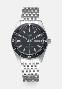 Timex WATERBURY DIVE AUTOMATIC - Horloge - silver-coloured/black