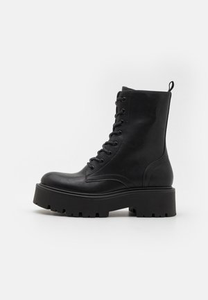 CHASE - Platform ankle boots - black paris