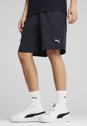 - Spodnie treningowe