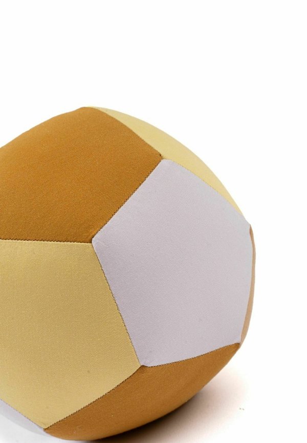 Outdoorspielzeug – caramel