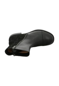 Schwarze Leder-Stiefelette mit einem strukturierten schwarzen Stoffakzent, Reißverschluss, runder Zehenform und niedrigem, gestapeltem Absatz. Glatte und matte Oberfläche.