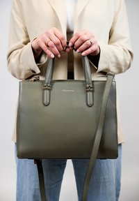 Paul Costelloe ENIGMA - Shopper - evergreen