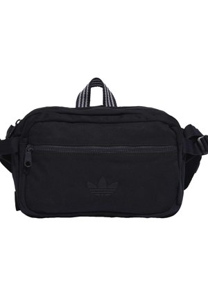 Czarna materiałowa torba na pas z przednią kieszenią na zamek, regulowanym paskiem, paskowanym górnym uchwytem i subtelnym logo Adidas trefoil na przednim panelu.