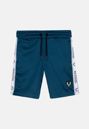 Blauwe sportshorts met elastische tailleband, zwarte trekkoorden, witte zijstrepen met de tekst "MESSI" en een zwart-wit logo op het linkerbeen.