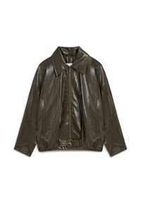 Donkergroene leren jas met een brede kraag, ritssluiting en een ceintuur in de taille, met een gestructureerde afwerking en verlaagde schouders.