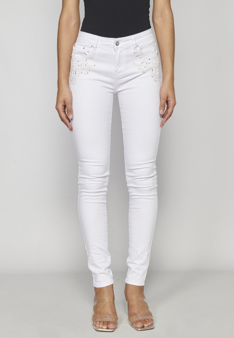 Koroshi LONG Jeans Slim Fit blanco/white/hvid Zalando.dk
