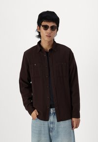 GAP BRUSHED UTILITY - Formalna srajca - dark brown