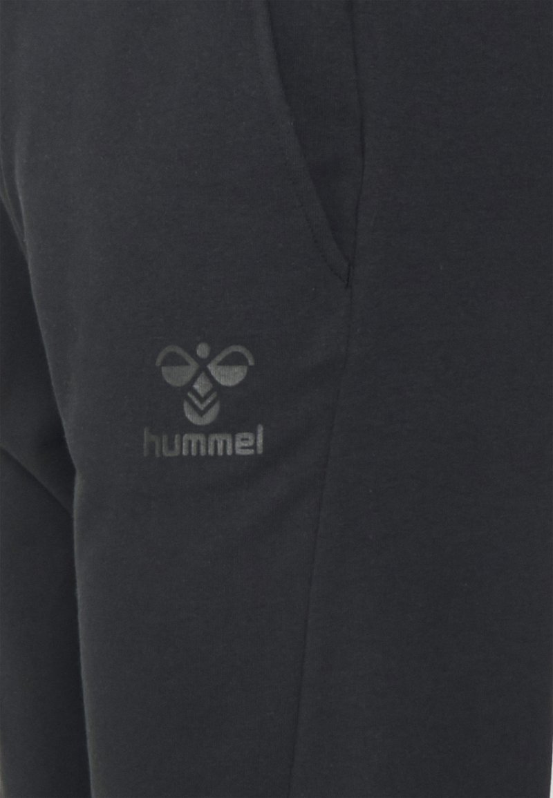 Herren Trainingsanzüge | Hummel Jogginghose black/schwarz - EC06231 Herren Trainingsanzüge | Hummel Jogginghose black/schwarz - EC06231