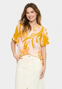 Saint Tropez - AGNES SS - Bluse - apricot summer leaves Miniaturebillede 1