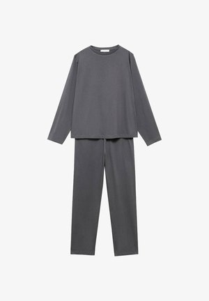 Camiseta de manga larga gris y pantalones a juego, hechos de una tela suave, con un corte relajado y un diseño sencillo, sin patrones visibles ni adornos.