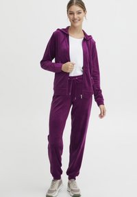 Oxmo MITTA SET - Treniņtērps - phlox
